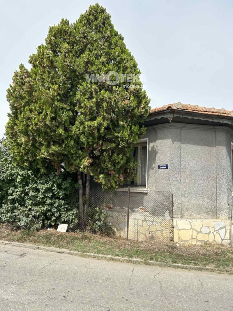Продава КЪЩА, с. Добровница, област Пазарджик, снимка 1 - Къщи - 42256216