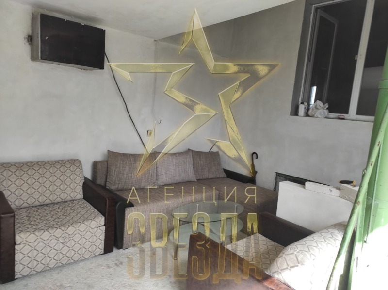 Te koop  Huis regio Plovdiv , Tsarimir , 135 m² | 12789397 - afbeelding [10]