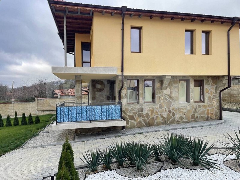 Продава КЪЩА, с. Голица, област Варна, снимка 3 - Къщи - 52836659