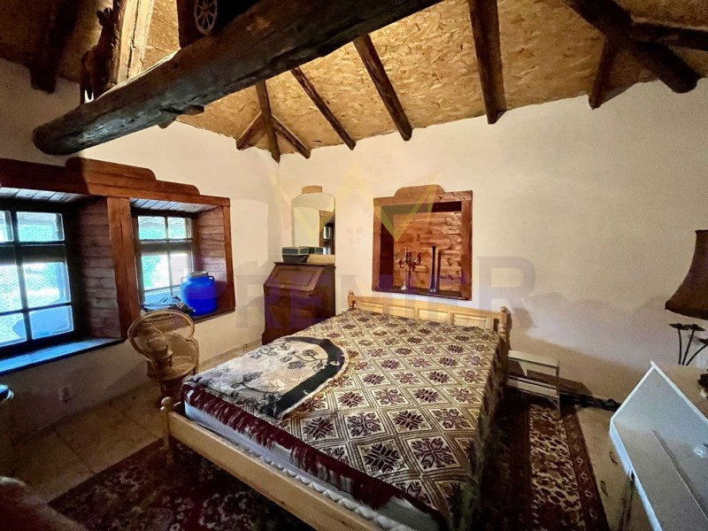 Продава КЪЩА, с. Змеево, област Добрич, снимка 3 - Къщи - 53008889