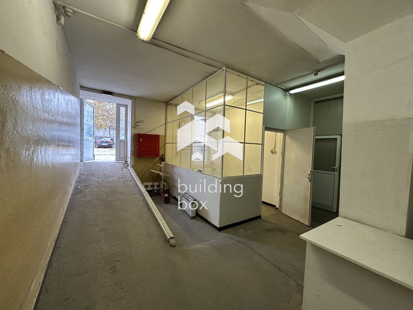 Продава СКЛАД, гр. Пловдив, Гагарин, снимка 4 - Складове - 53676555