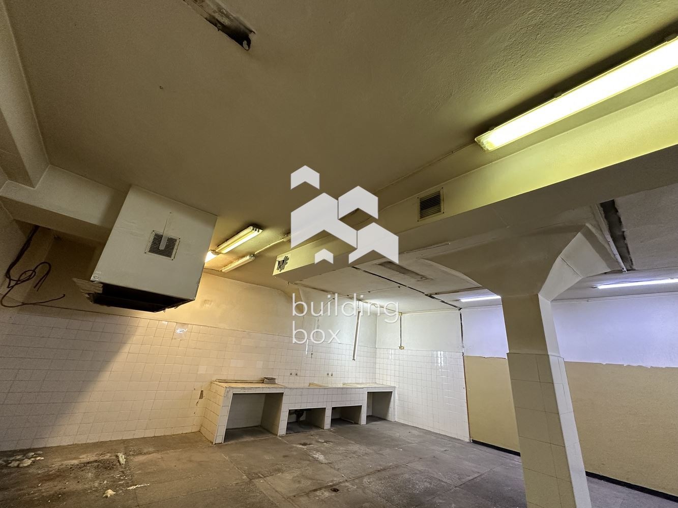 Продава СКЛАД, гр. Пловдив, Гагарин, снимка 3 - Складове - 53676555