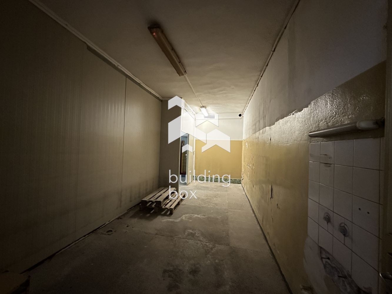 Продава СКЛАД, гр. Пловдив, Гагарин, снимка 11 - Складове - 53676555