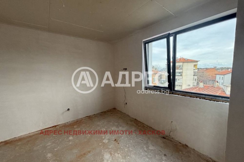 Продава 3-СТАЕН, гр. Хасково, Овчарски, снимка 2 - Апартаменти - 52306579