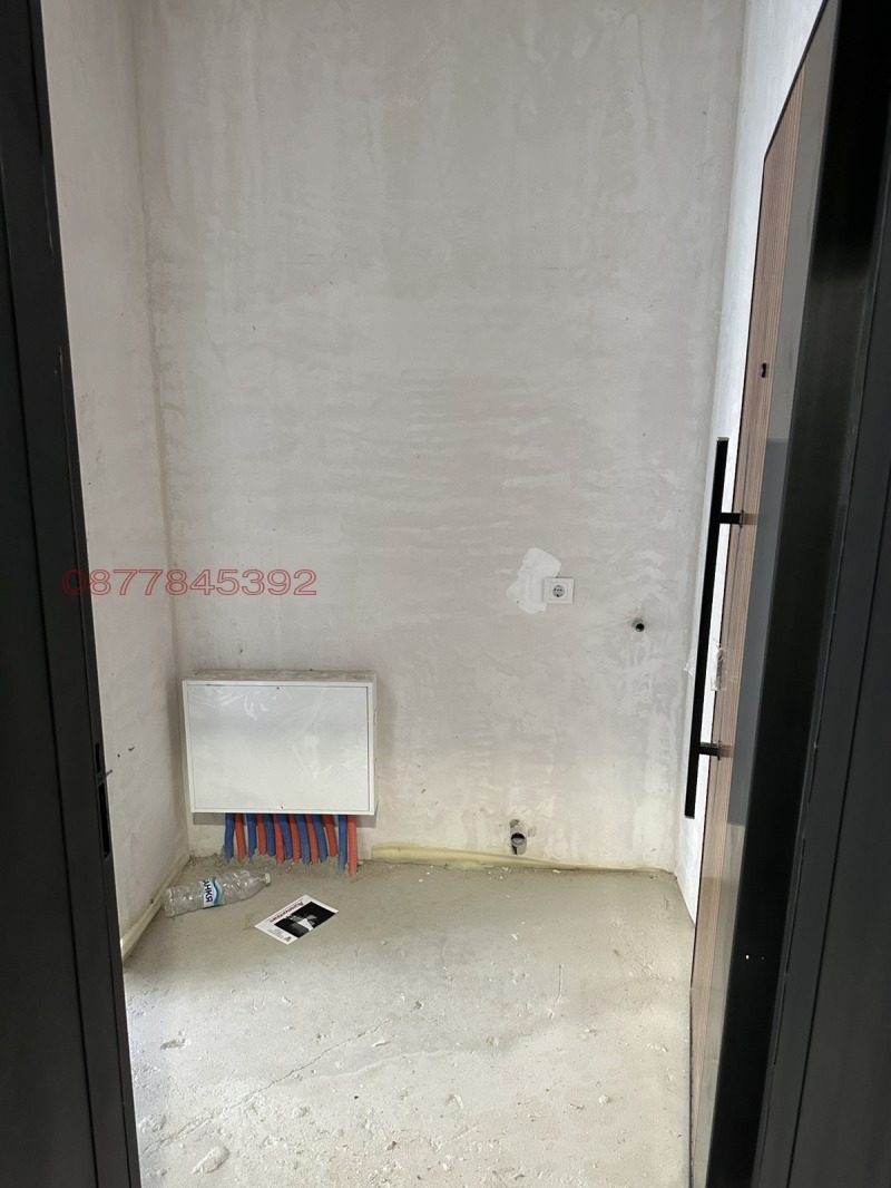 Продава 3-СТАЕН, гр. София, Банишора, снимка 4 - Апартаменти - 53016069