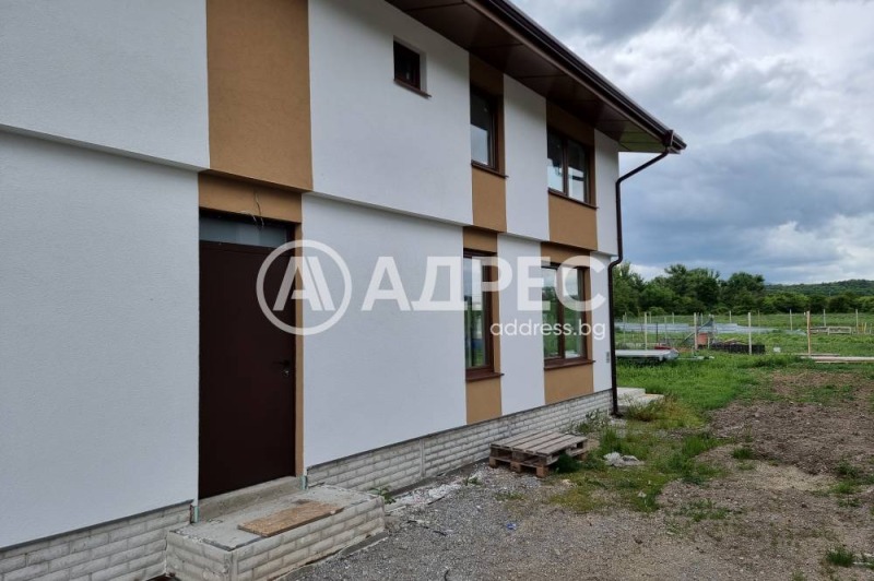 Продава  Къща област София , с. Гурмазово , 218 кв.м | 14639902 - изображение [12]