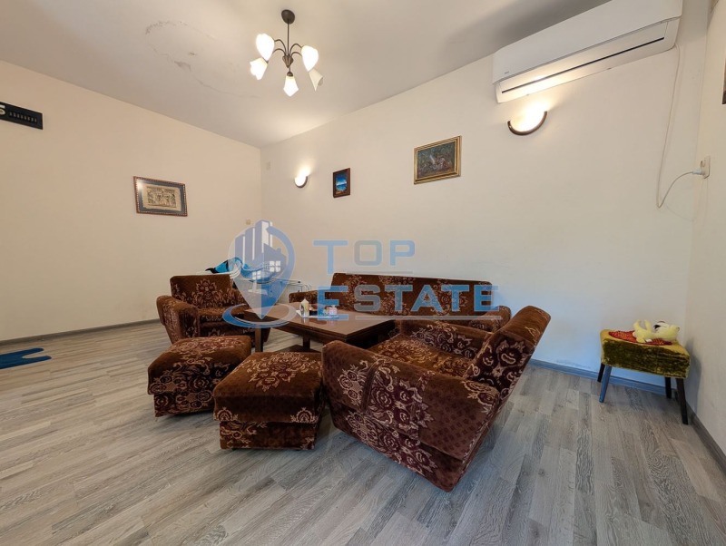 Продава КЪЩА, с. Караисен, област Велико Търново, снимка 10 - Къщи - 52408222