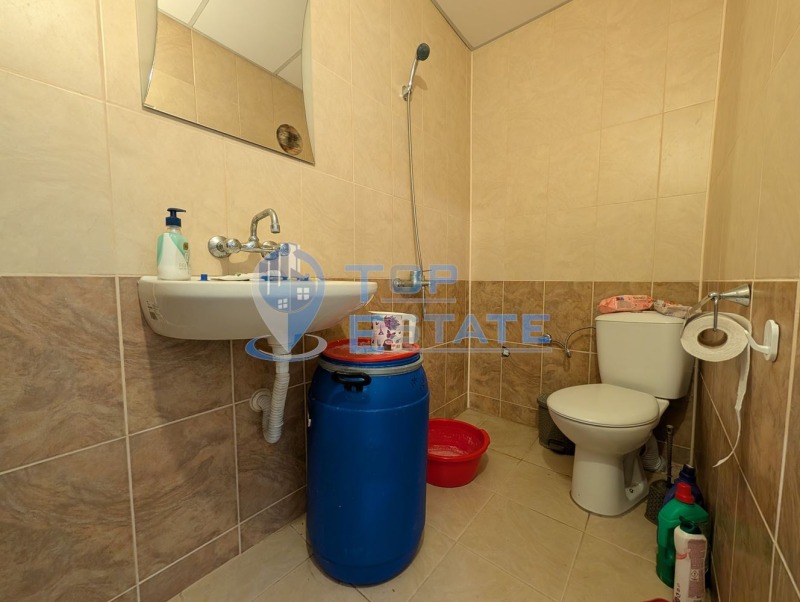 Продава КЪЩА, с. Караисен, област Велико Търново, снимка 6 - Къщи - 52408222