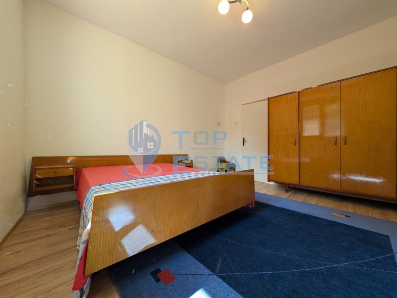 Продава КЪЩА, с. Караисен, област Велико Търново, снимка 13 - Къщи - 52408222