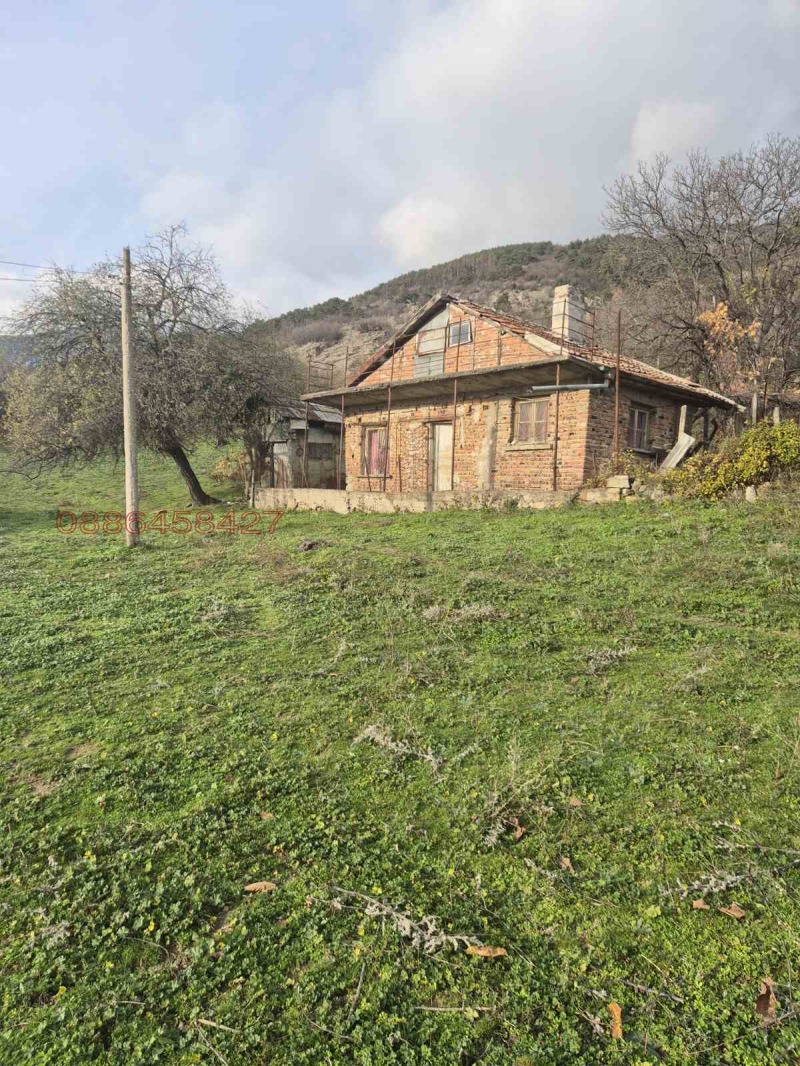 Продава ВИЛА, гр. Карлово, област Пловдив, снимка 14 - Вили - 52962631