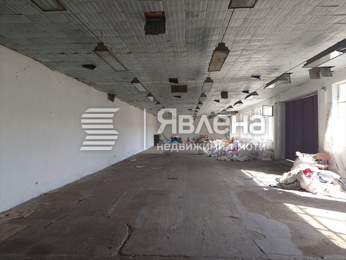 Продава ПРОМ. ПОМЕЩЕНИЕ, с. Езерово, област Пловдив, снимка 5 - Производствени сгради - 56333130