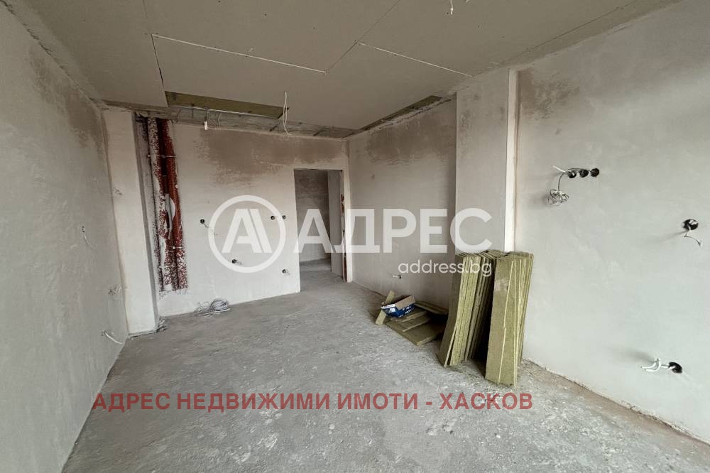 Продава 3-СТАЕН, гр. Хасково, Овчарски, снимка 2 - Апартаменти - 53007789