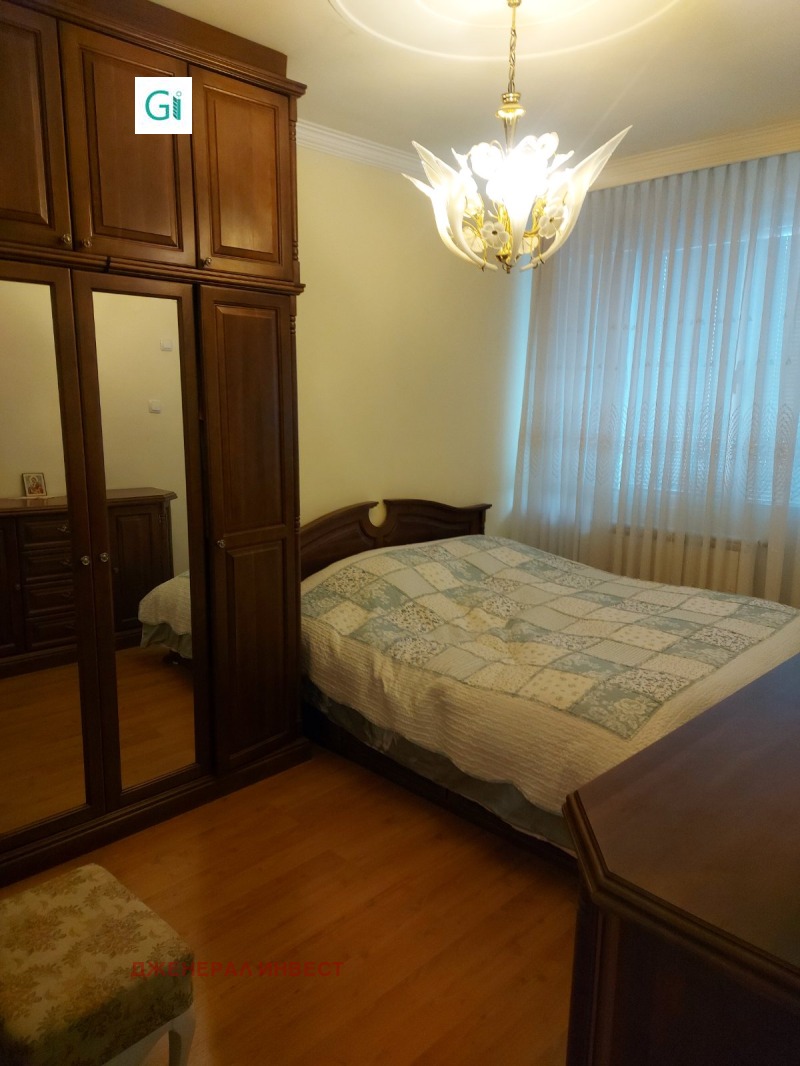 Продава 3-СТАЕН, гр. Благоевград, Еленово 1, снимка 11 - Апартаменти - 53018988