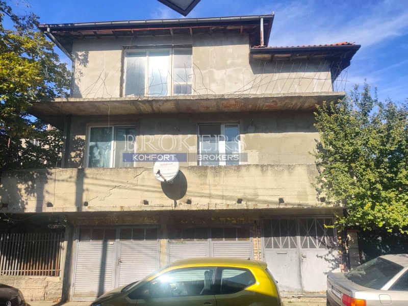 Продава КЪЩА, гр. Провадия, област Варна, снимка 13 - Къщи - 48054373