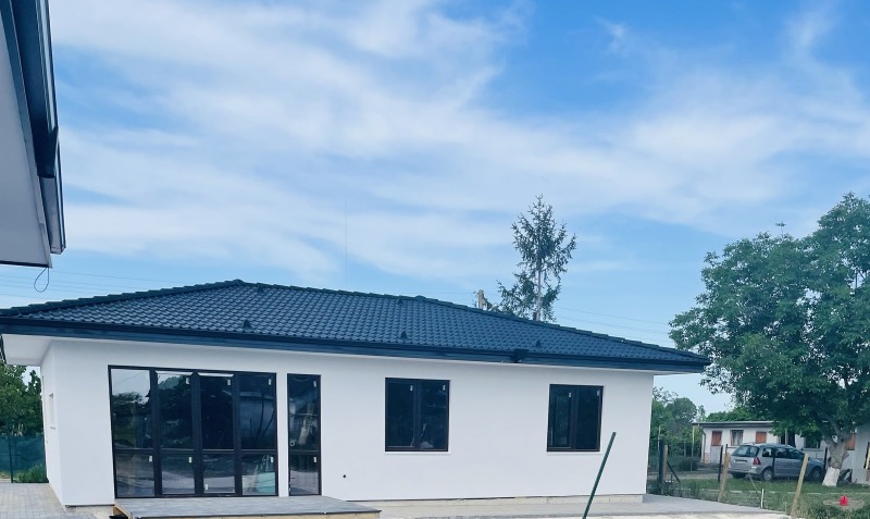 Till salu  Hus region Stara Zagora , Malko Kadievo , 100 kvm | 44222547