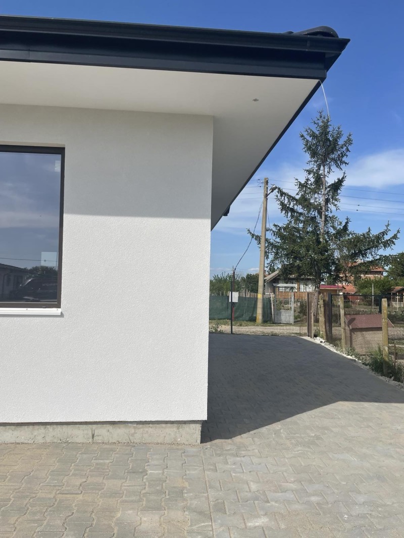 Till salu  Hus region Stara Zagora , Malko Kadievo , 100 kvm | 44222547 - bild [4]