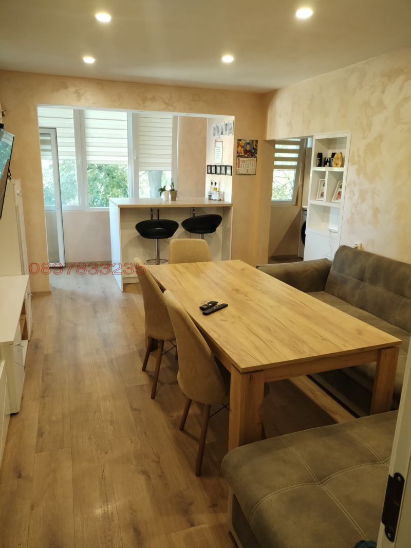 Продава 3-СТАЕН в град Шумен, Добруджански - 91 кв.м / 227 000 € » 443 973.41 лв.