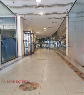 Продажба на магазини в град Русе — страница 6 - изображение 1 