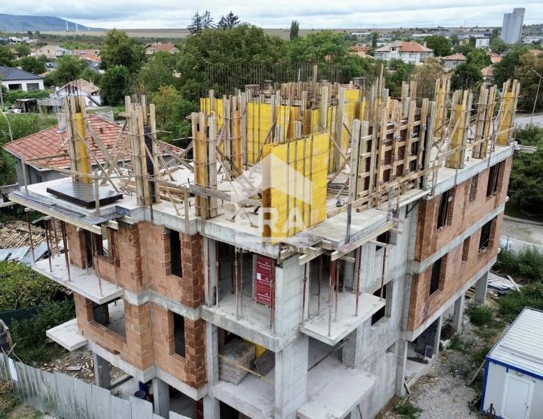 Продава  3-стаен град Търговище , Център , 109 кв.м | 65888838 - изображение [6]