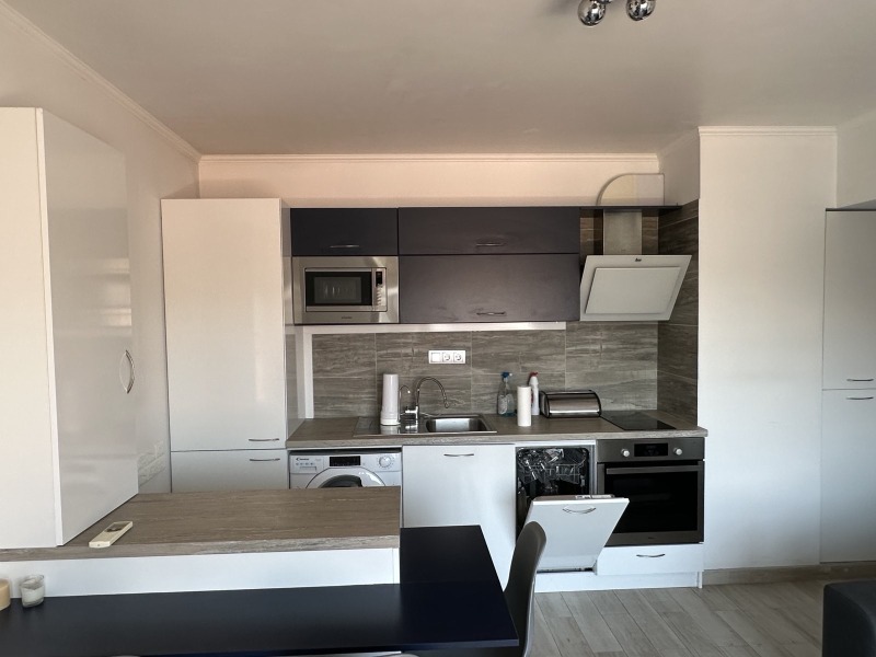 На продаж  2 спальні Пловдив , Младежки Хълм , 89 кв.м | 33371887 - зображення [3]