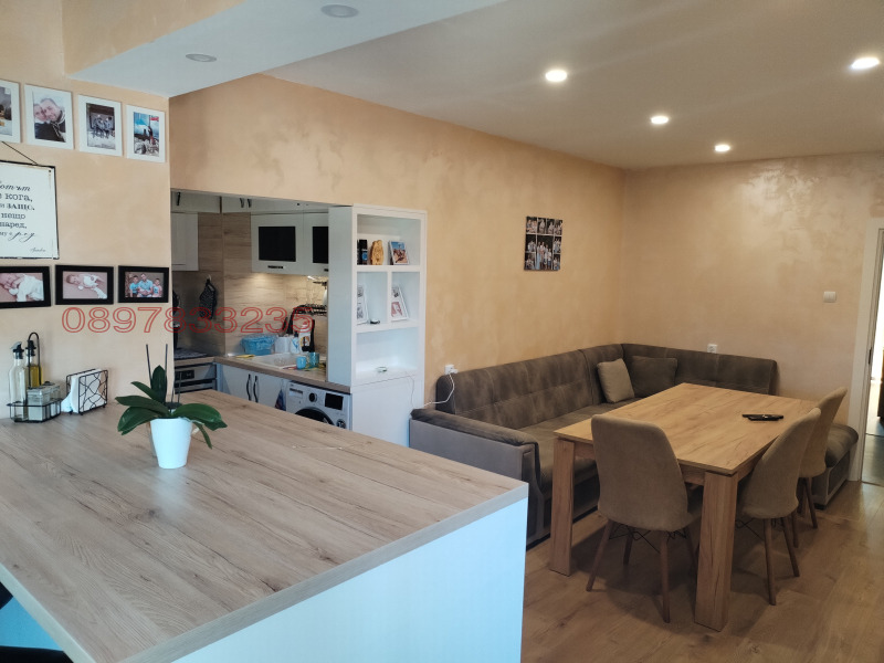 Продава 3-СТАЕН, гр. Шумен, Добруджански, снимка 3 - Апартаменти - 52787587