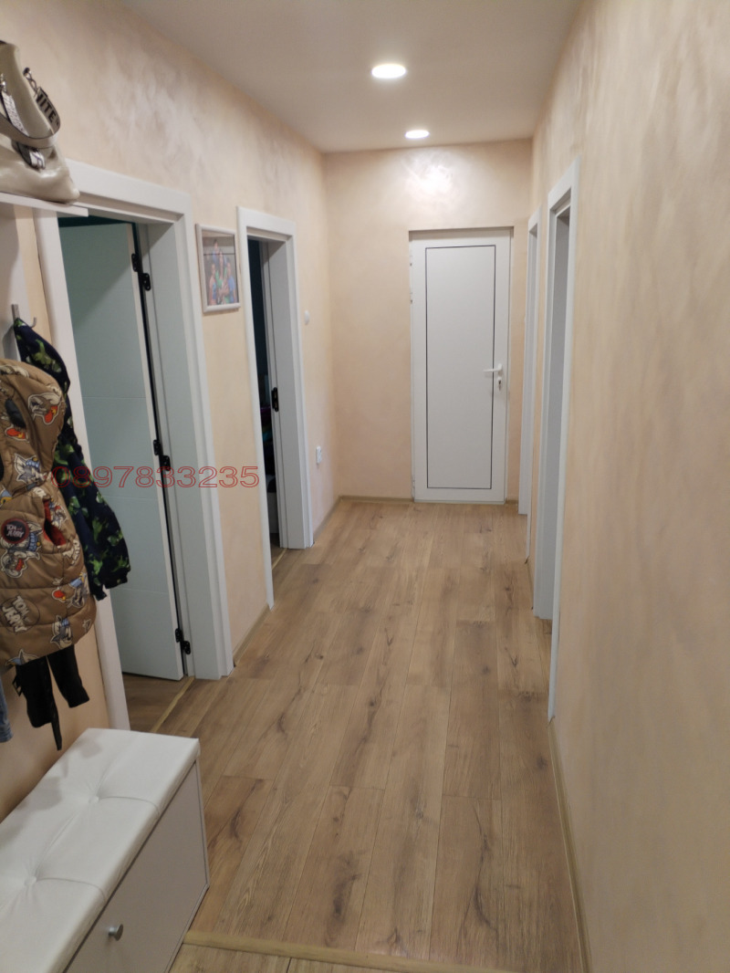 Продава 3-СТАЕН, гр. Шумен, Добруджански, снимка 6 - Апартаменти - 52787587