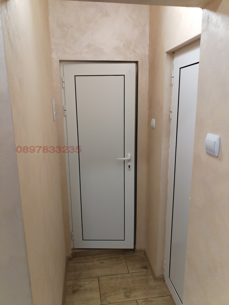 Продава 3-СТАЕН, гр. Шумен, Добруджански, снимка 5 - Апартаменти - 52787587