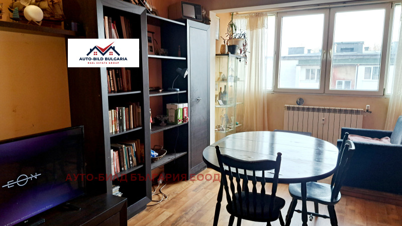 Продава 3-СТАЕН, гр. София, Иван Вазов, снимка 2 - Апартаменти - 52810441