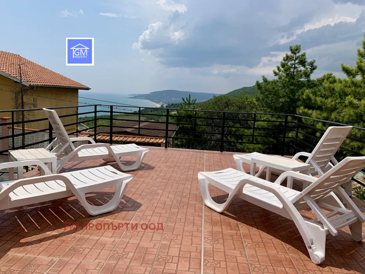 Продава КЪЩА, гр. Балчик, област Добрич