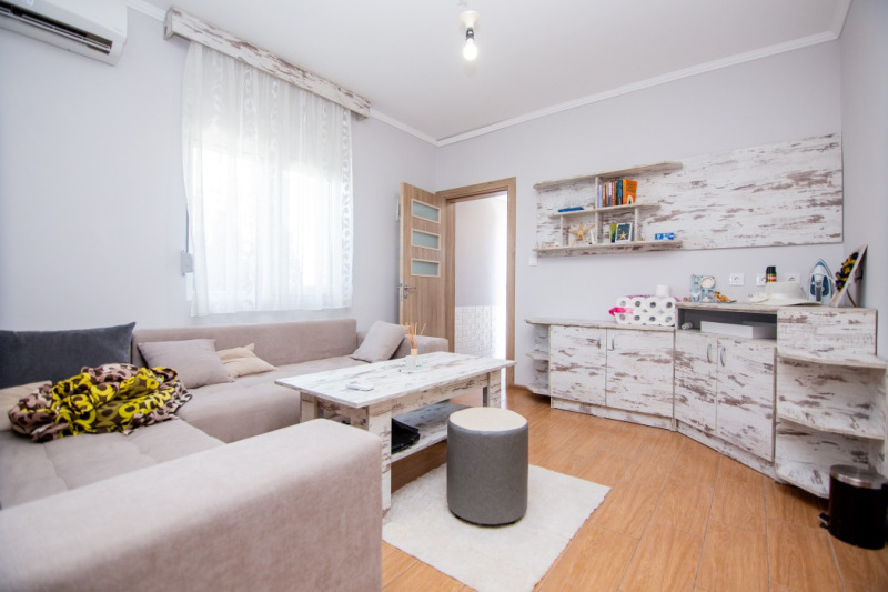 Продава КЪЩА, гр. Пловдив, Център, снимка 6 - Къщи - 54607502