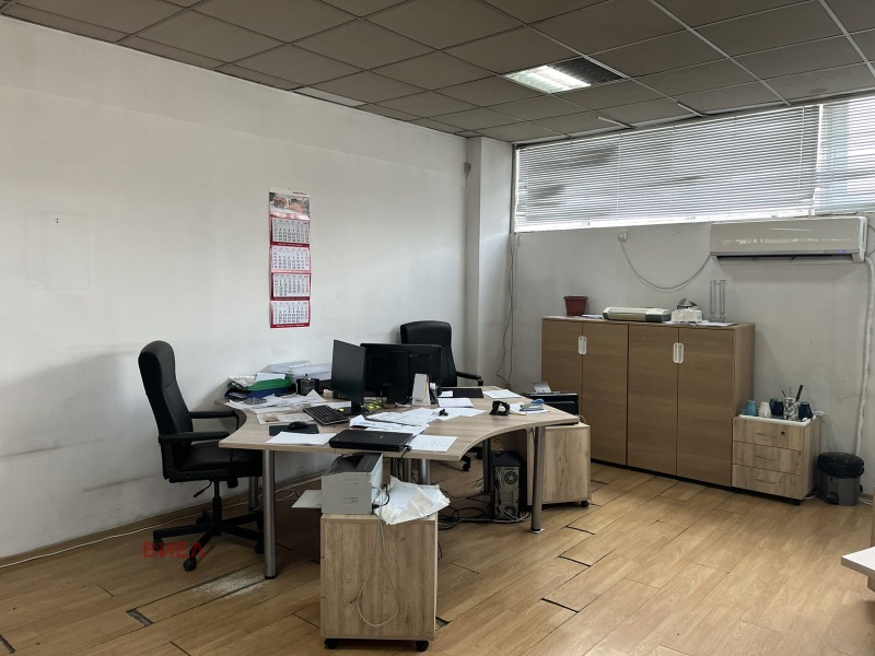 Продава  Пром. помещение област Пазарджик , гр. Панагюрище , 3400 кв.м | 73333138 - изображение [8]
