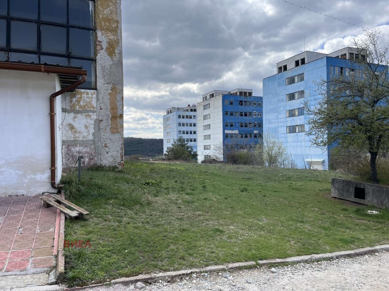 Продава  Пром. помещение област Пазарджик , гр. Панагюрище , 3400 кв.м | 73333138 - изображение [4]
