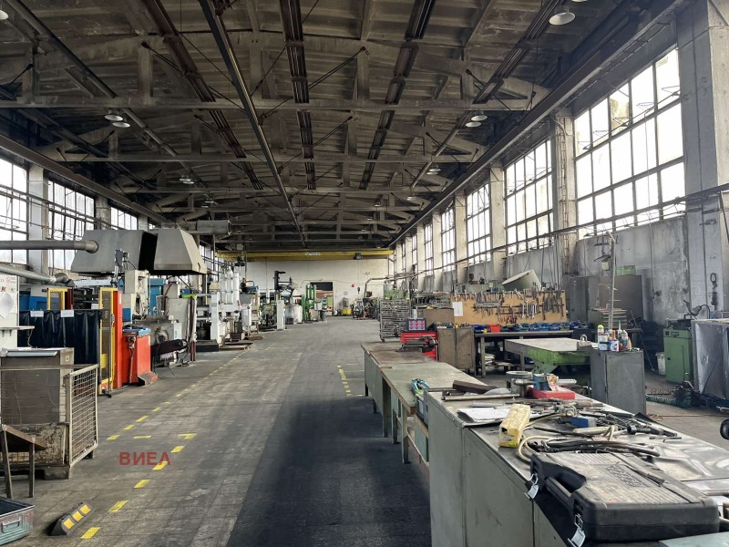 Продава  Пром. помещение област Пазарджик , гр. Панагюрище , 3400 кв.м | 73333138 - изображение [15]