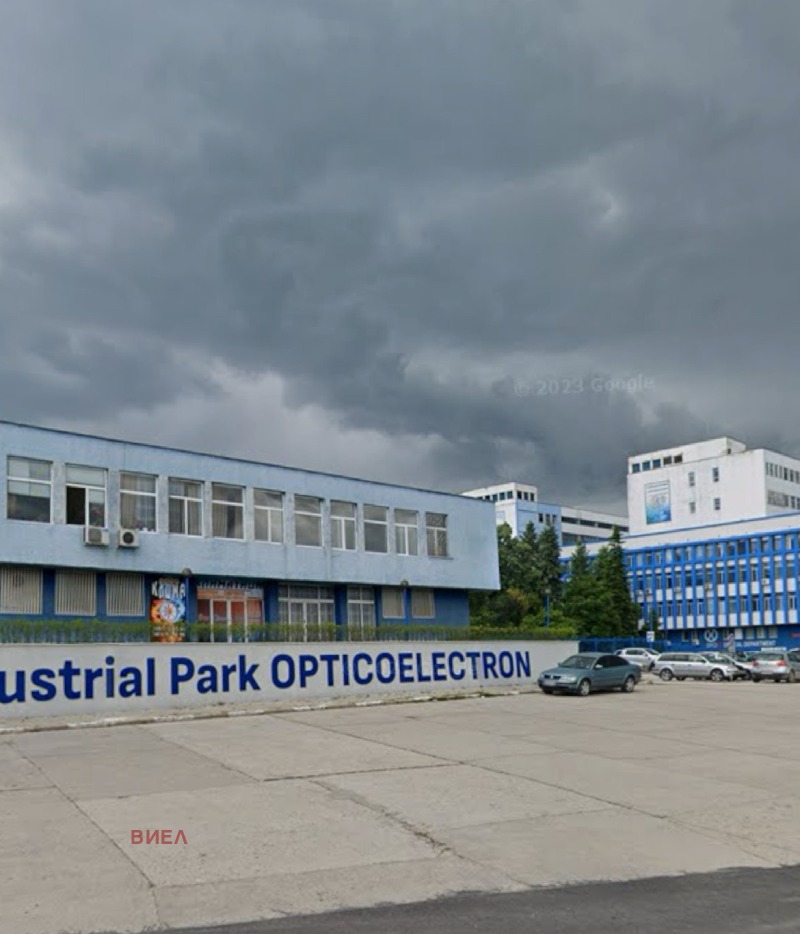 Продава  Пром. помещение област Пазарджик , гр. Панагюрище , 3400 кв.м | 73333138