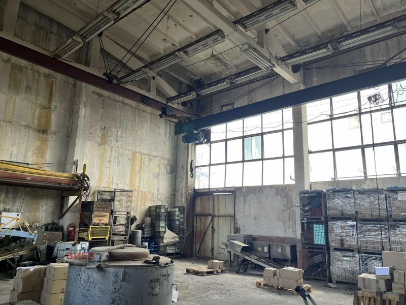 Продава  Пром. помещение област Пазарджик , гр. Панагюрище , 3400 кв.м | 73333138 - изображение [13]