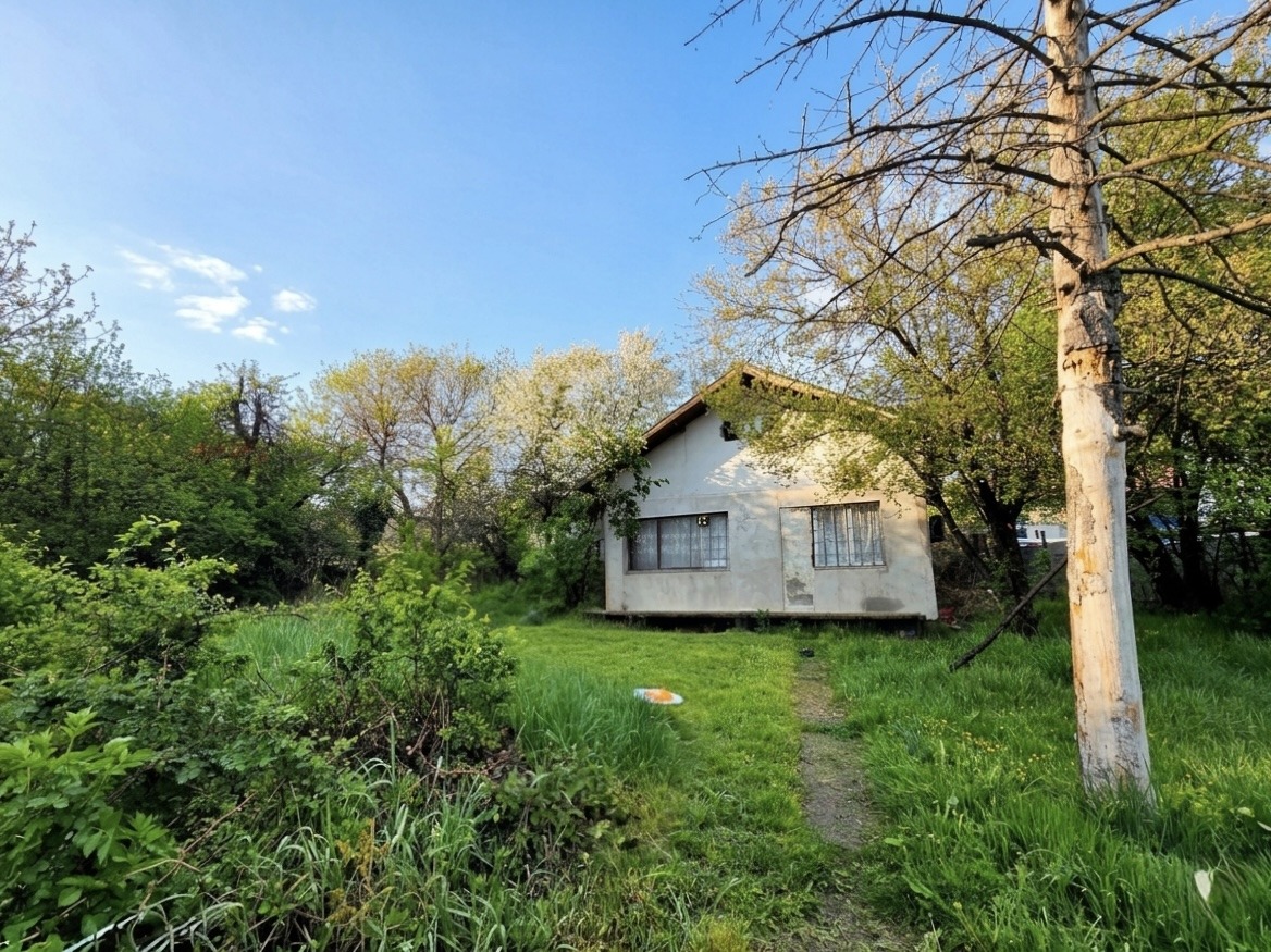 Продава КЪЩА, гр. София, Факултета