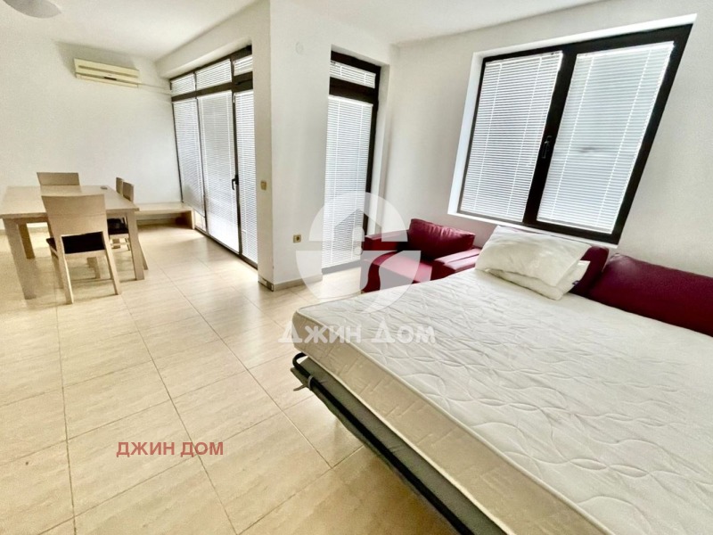 En venta  1 dormitorio región Burgas , Sveti Vlas , 65 metros cuadrados | 24783216 - imagen [2]
