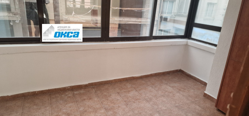 Продава 2-СТАЕН, гр. Плевен, Идеален център, снимка 2 - Апартаменти - 53441154