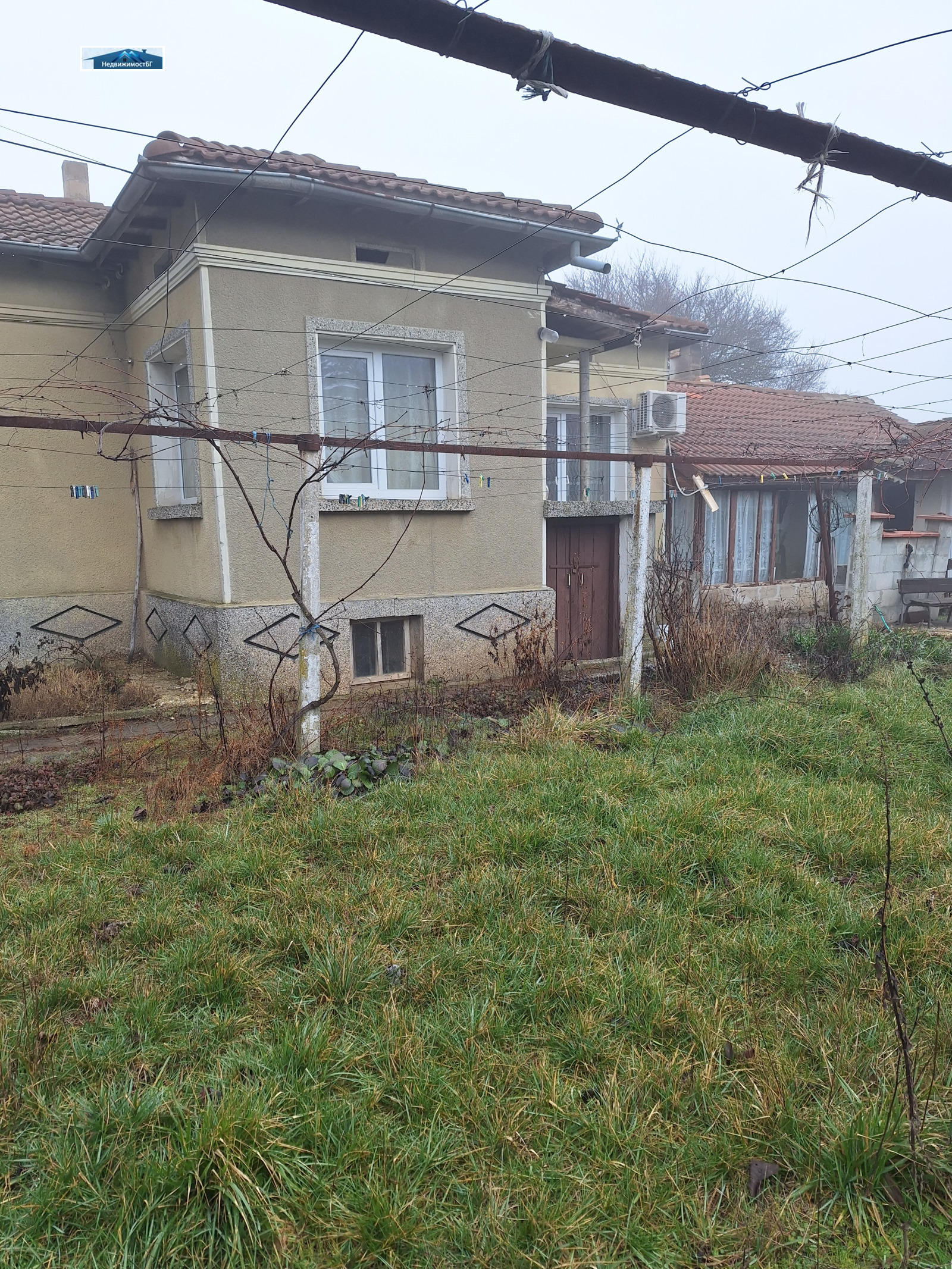 Продава КЪЩА, с. Стожер, област Добрич