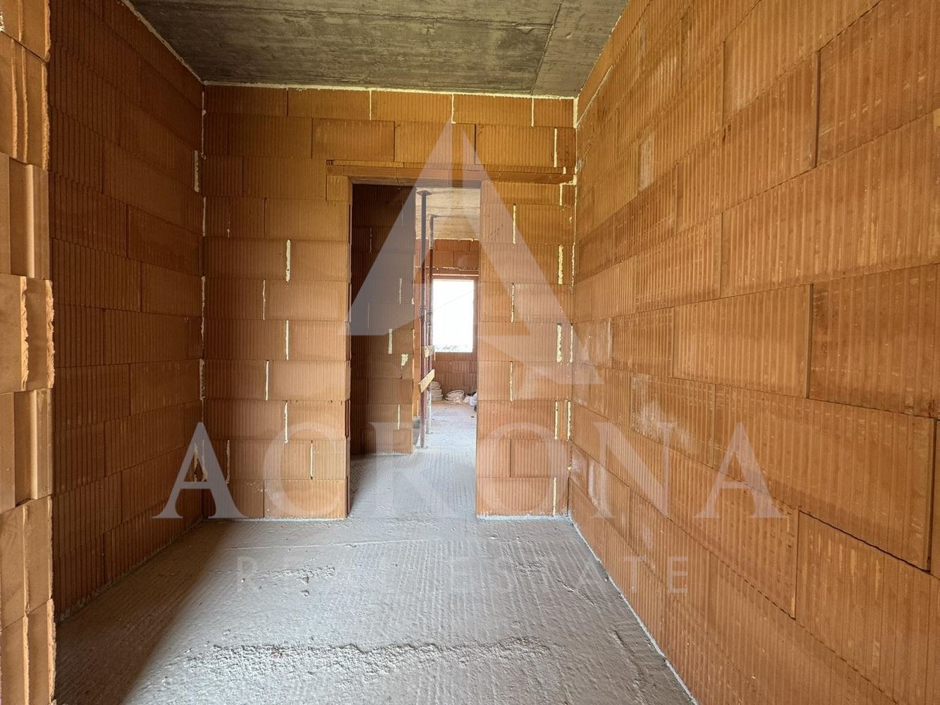 Продава КЪЩА, с. Марково, област Пловдив, снимка 6 - Къщи - 56354000