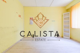 Продава 2-стаен град София Света Троица - [1] 