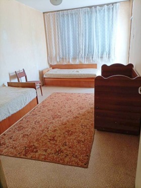 3+ Schlafzimmer Ajtos, region Burgas 9