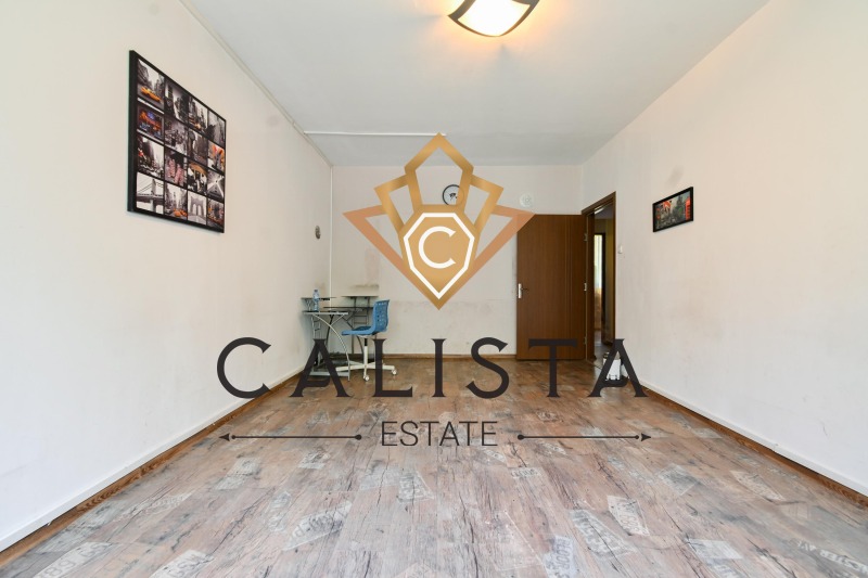 Продава  2-стаен град София , Света Троица , 57 кв.м | 23841827 - изображение [3]