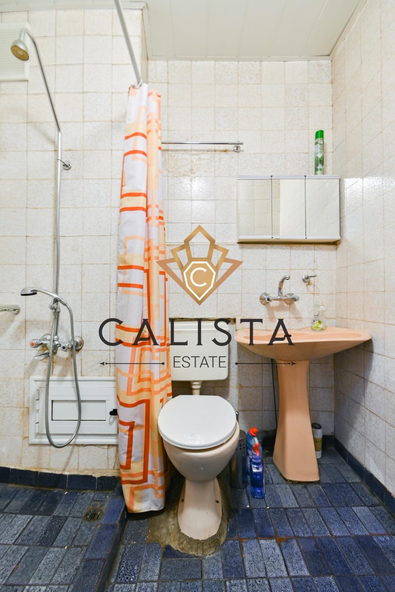 Продава  2-стаен град София , Света Троица , 57 кв.м | 23841827 - изображение [12]