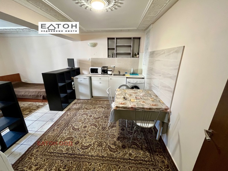 Продава 2-СТАЕН, гр. София, Център, снимка 2 - Апартаменти - 53466122