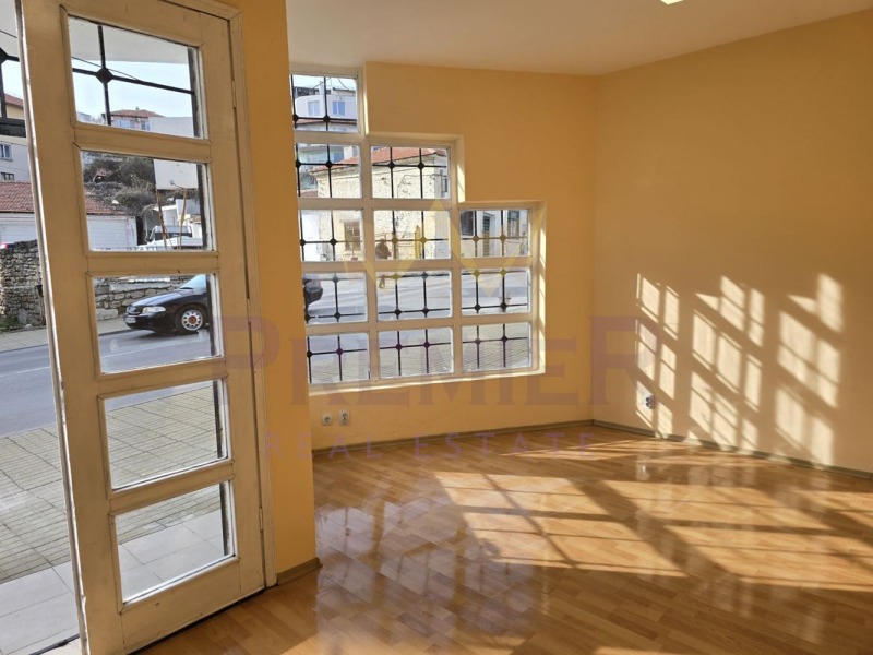 Продава ОФИС, гр. Балчик, област Добрич, снимка 3 - Офиси - 53199011