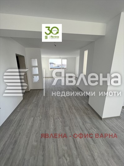 Продава  Къща област Варна , с. Приселци , 300 кв.м | 79092674 - изображение [6]