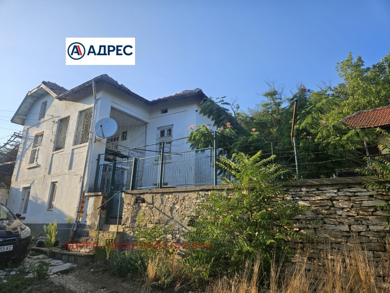 En venta  Casa región Pleven , Beglezh , 110 metros cuadrados | 97536549