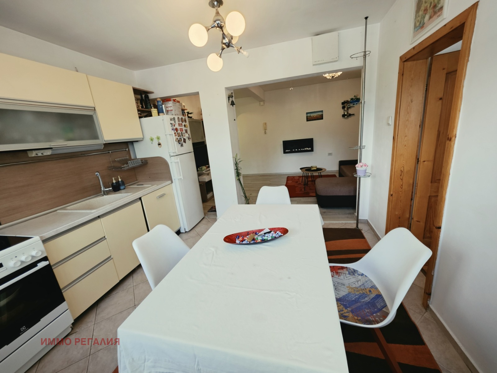 Продава 2-СТАЕН, гр. София, Бъкстон, снимка 2 - Апартаменти - 55377214