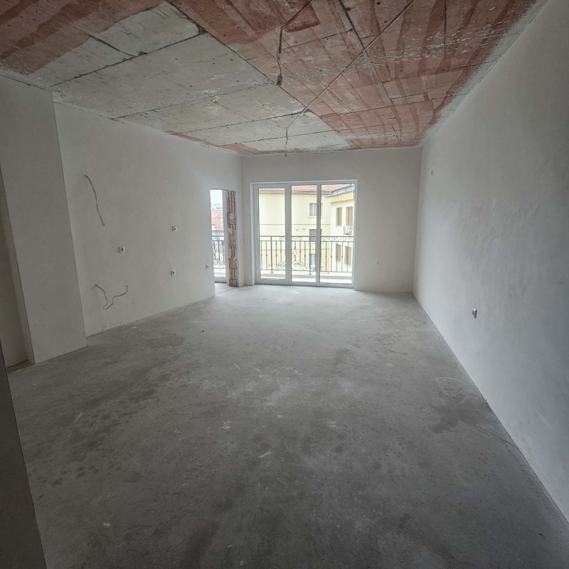 Продава 3-СТАЕН в град Русе, Център - 118 кв.м / 207 000 € » 404 856.81 лв., КОРЕКТА ЕСТЕЙТ